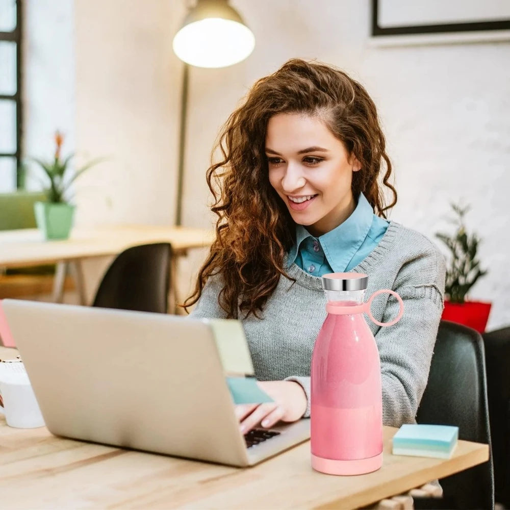 Portable USB Blender — Fresh Smoothies Anywhere, Anytime